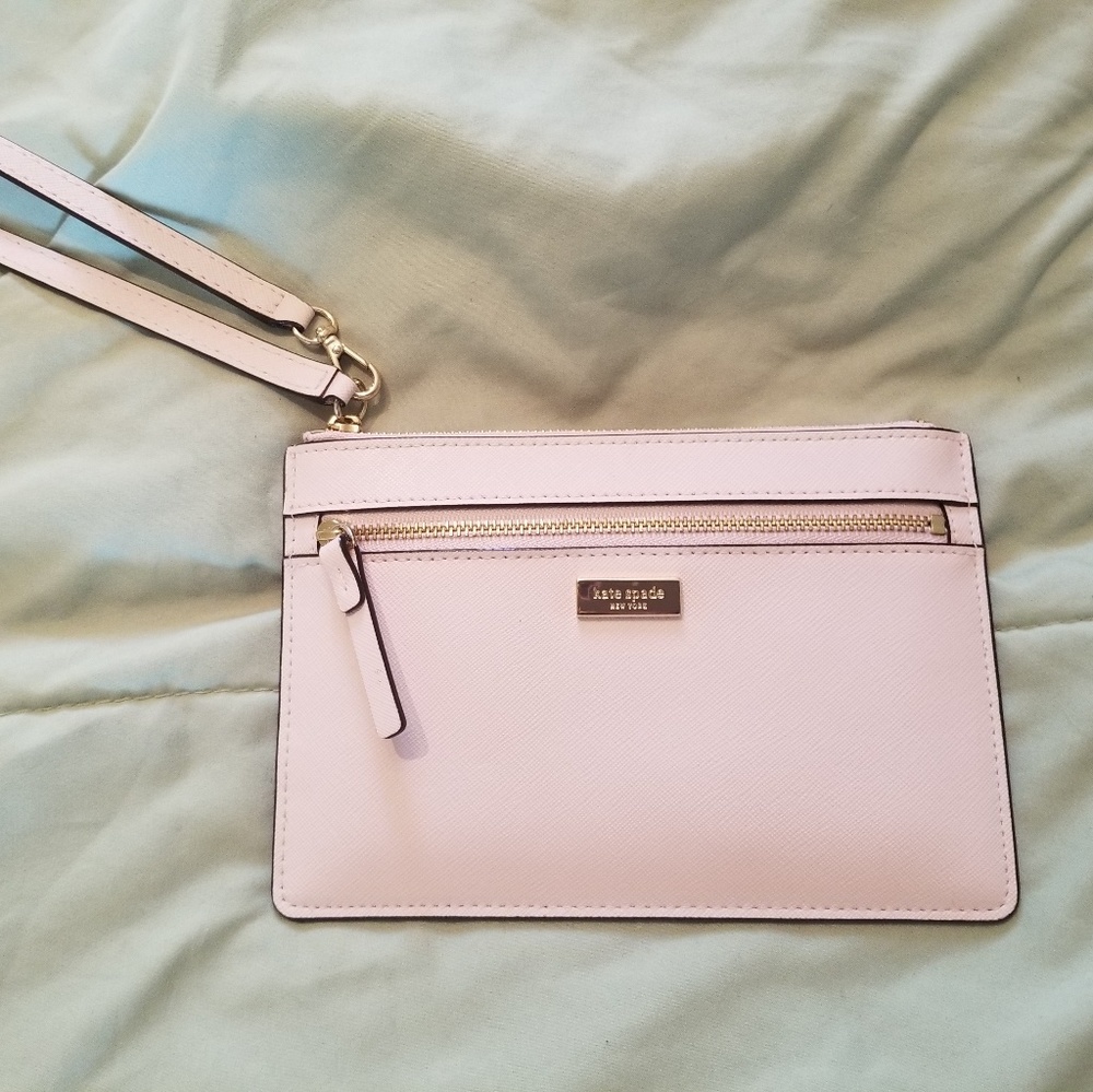 Kate Spade Laurel Way Wristlet